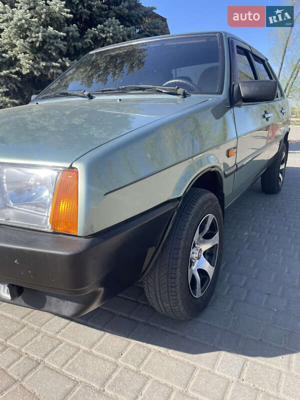 Седан ВАЗ / Lada 21099 2008 в Києві
