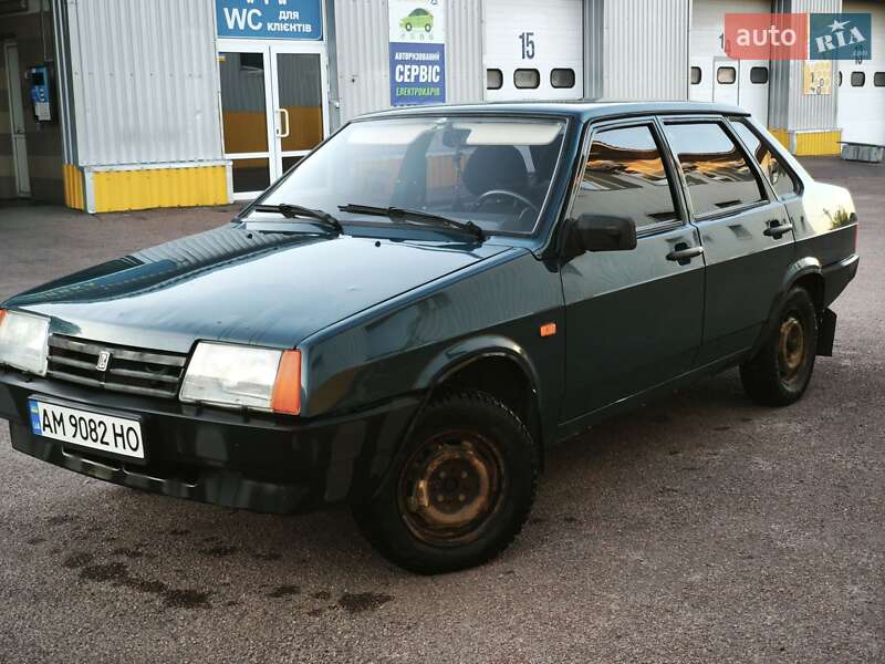 Седан ВАЗ / Lada 21099 2004 в Житомирі