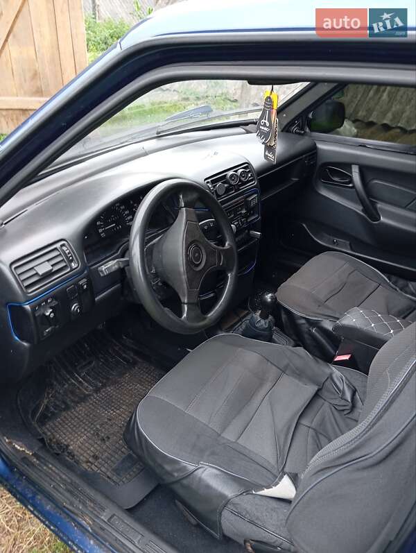 Седан ВАЗ / Lada 21099 2005 в Заречном фото Седан ВАЗ / Lada 21099 2005 в Заречном