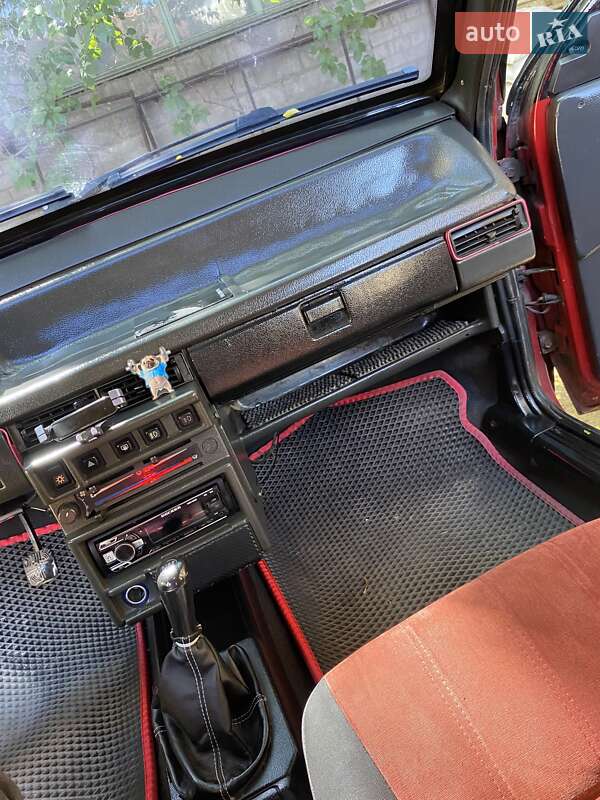 Седан ВАЗ / Lada 21099 1992 в Дніпрі