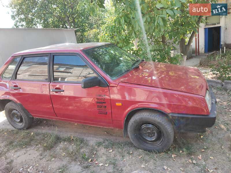 Седан ВАЗ / Lada 21099 1998 в Дніпрі