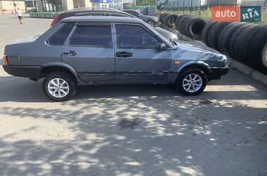 Седан ВАЗ 21099 2009 в Сарнах