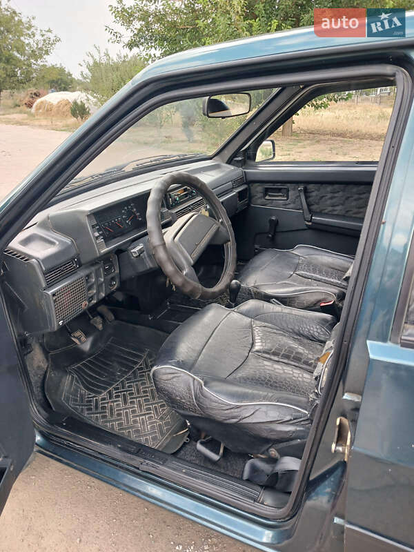 Седан ВАЗ / Lada 21099 2004 в Нікополі