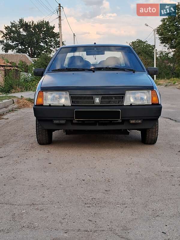 Седан ВАЗ / Lada 21099 2006 в Николаеве