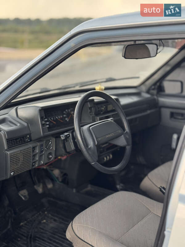 Седан ВАЗ / Lada 21099 2004 в Хмельницком