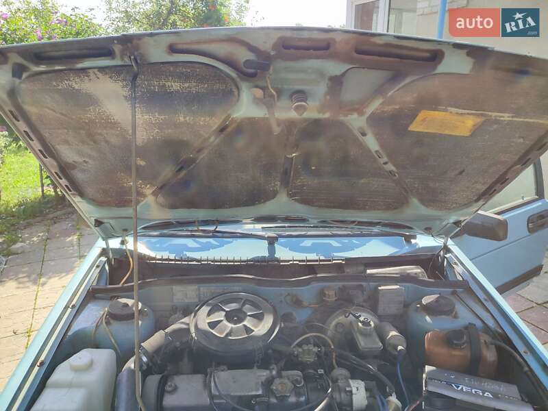 Седан ВАЗ / Lada 21099 1995 в Золочеві