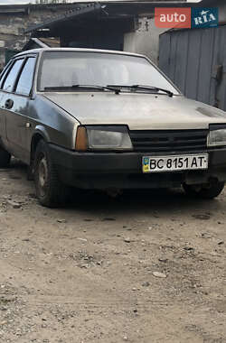 Седан ВАЗ 21099 2001 в Ивано-Франковске