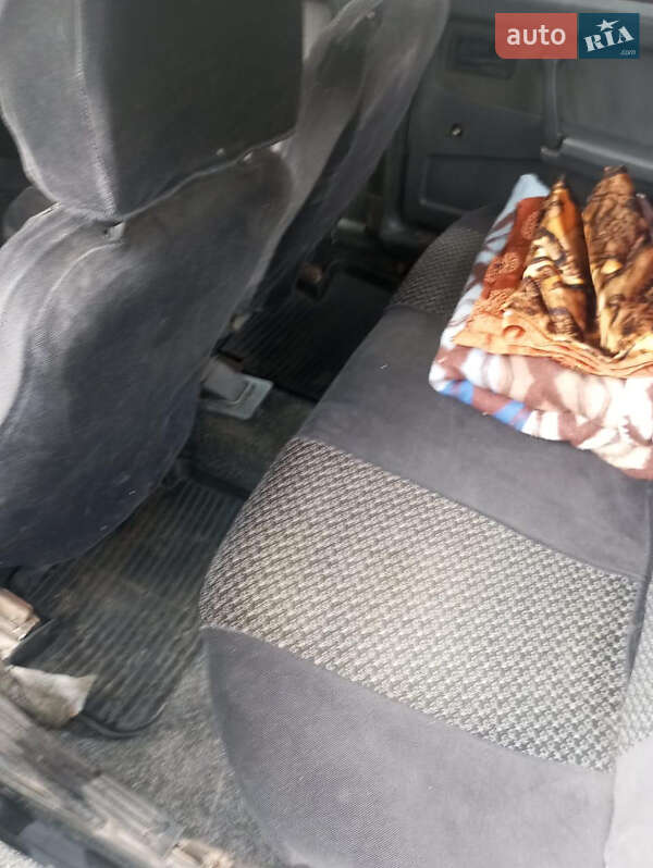 Седан ВАЗ / Lada 21099 1996 в Киеве