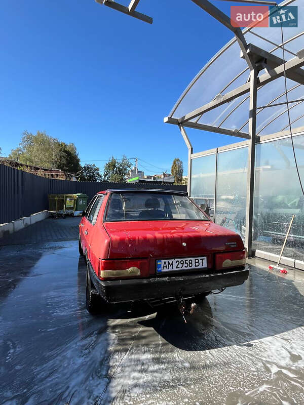 Седан ВАЗ / Lada 21099 1998 в Житомире