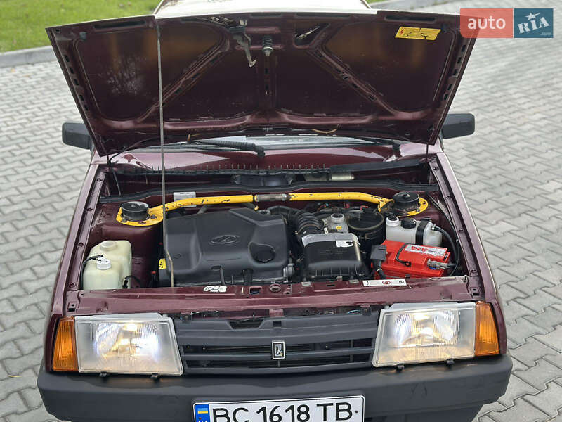 Седан ВАЗ / Lada 21099 2007 в Львові