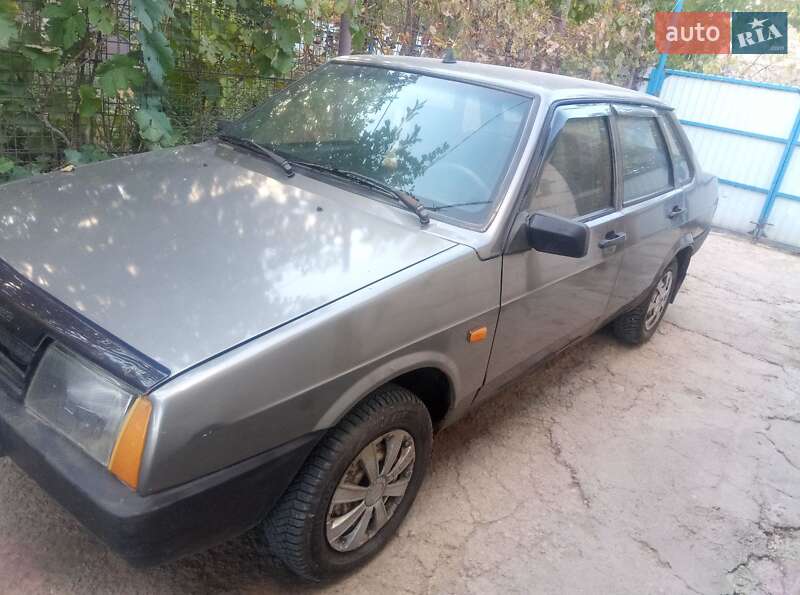 Седан ВАЗ / Lada 21099 1993 в Запорожье фото 3 Седан ВАЗ / Lada 21099 1993 в Запорожье