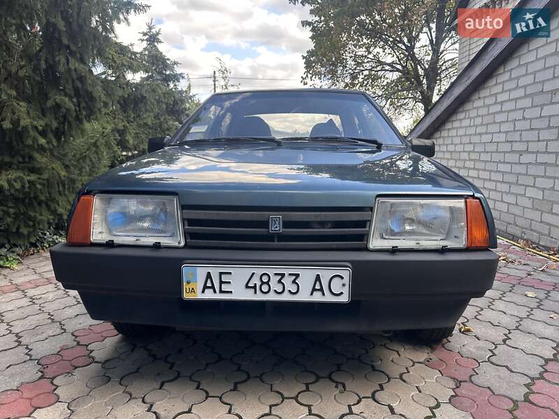 Седан ВАЗ / Lada 21099 2004 в Дніпрі