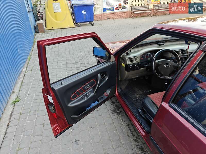 Седан ВАЗ / Lada 21099 1993 в Ивано-Франковске