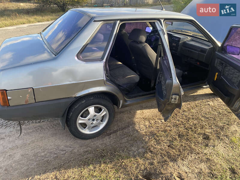 Седан ВАЗ / Lada 21099 2000 в Бородянці