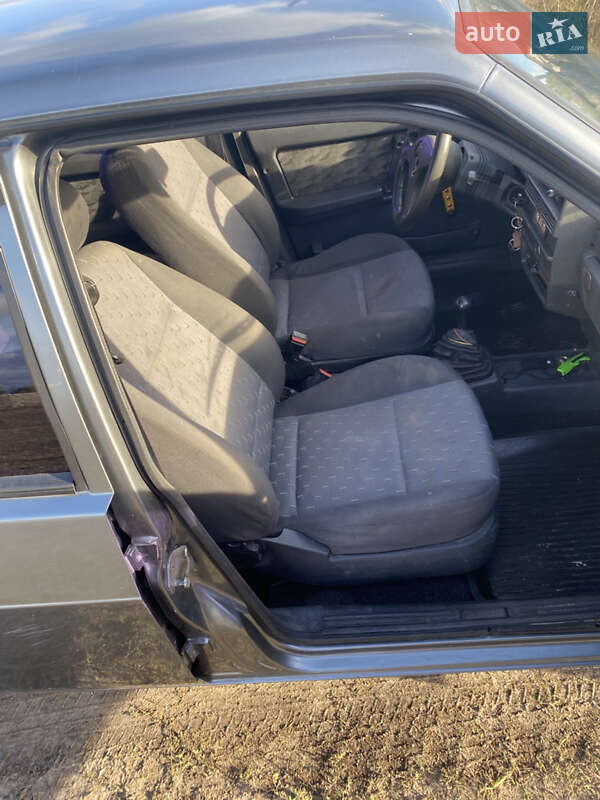 Седан ВАЗ / Lada 21099 2000 в Бородянці