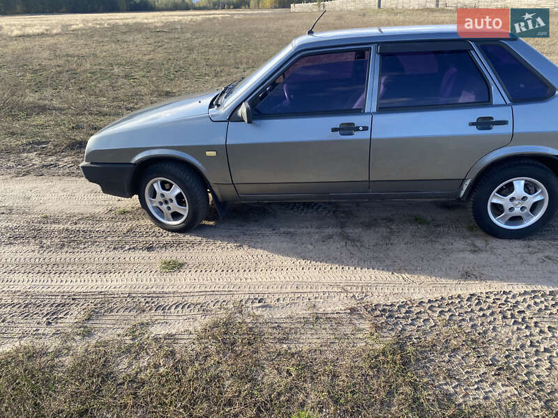 Седан ВАЗ / Lada 21099 2000 в Бородянці