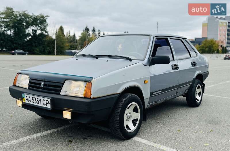 Седан ВАЗ / Lada 21099 2007 в Белогородке