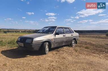 Седан ВАЗ 21099 2002 в Краматорске