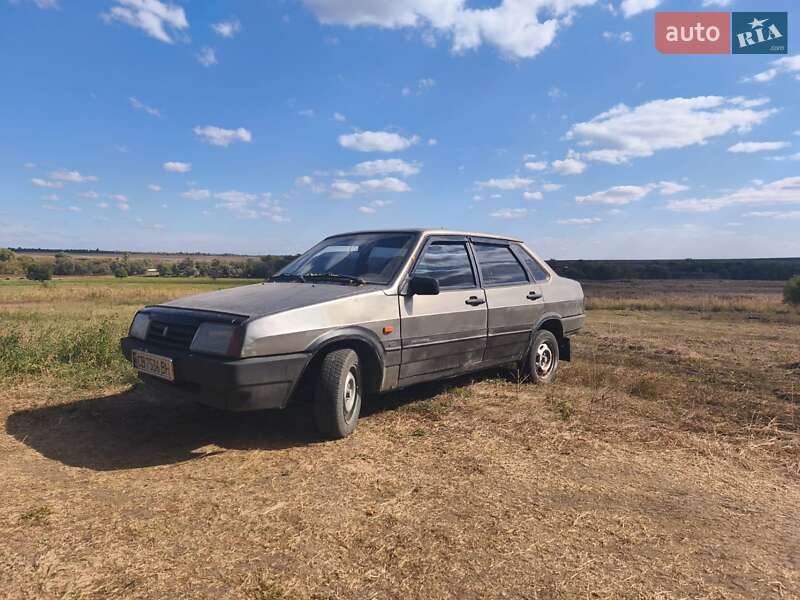 Седан ВАЗ 21099 2002 в 