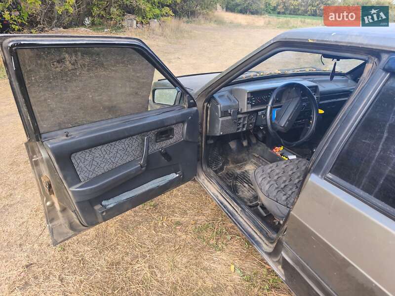 Седан ВАЗ / Lada 21099 2002 в Краматорске фото 5 Седан ВАЗ / Lada 21099 2002 в Краматорске