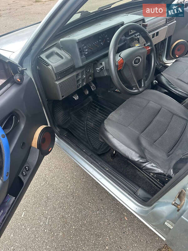 Седан ВАЗ / Lada 21099 1998 в Запорожье