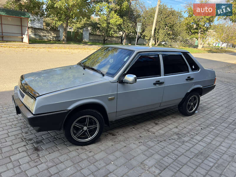 Седан ВАЗ / Lada 21099 2005 в Новій Одесі