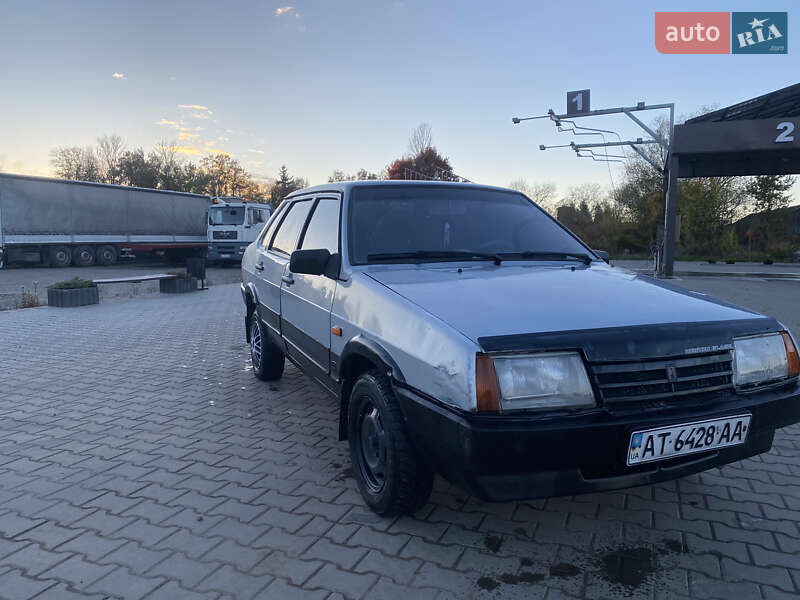 Седан ВАЗ / Lada 21099 2004 в Коломые фото 3 Седан ВАЗ / Lada 21099 2004 в Коломые