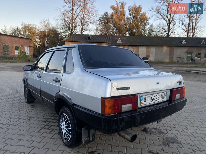 Седан ВАЗ / Lada 21099 2004 в Коломые фото 6 Седан ВАЗ / Lada 21099 2004 в Коломые