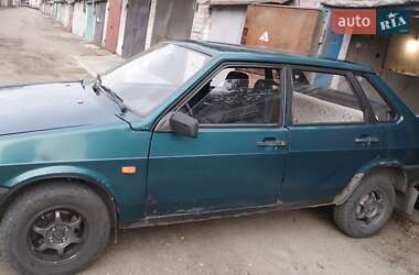 Седан ВАЗ 21099 1998 в Днепре