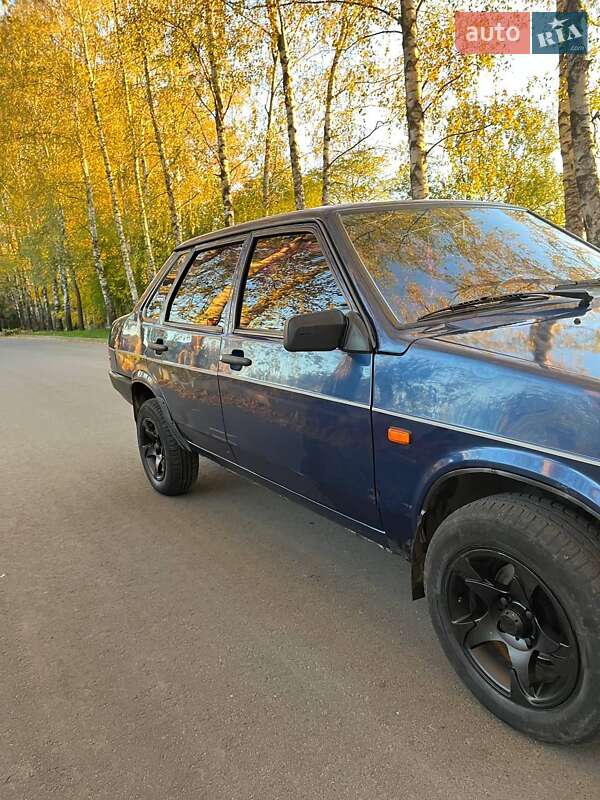 Седан ВАЗ / Lada 21099 2005 в Чернівцях