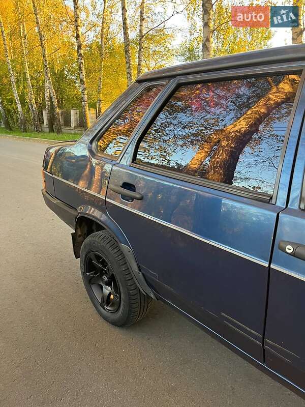 Седан ВАЗ / Lada 21099 2005 в Чернівцях