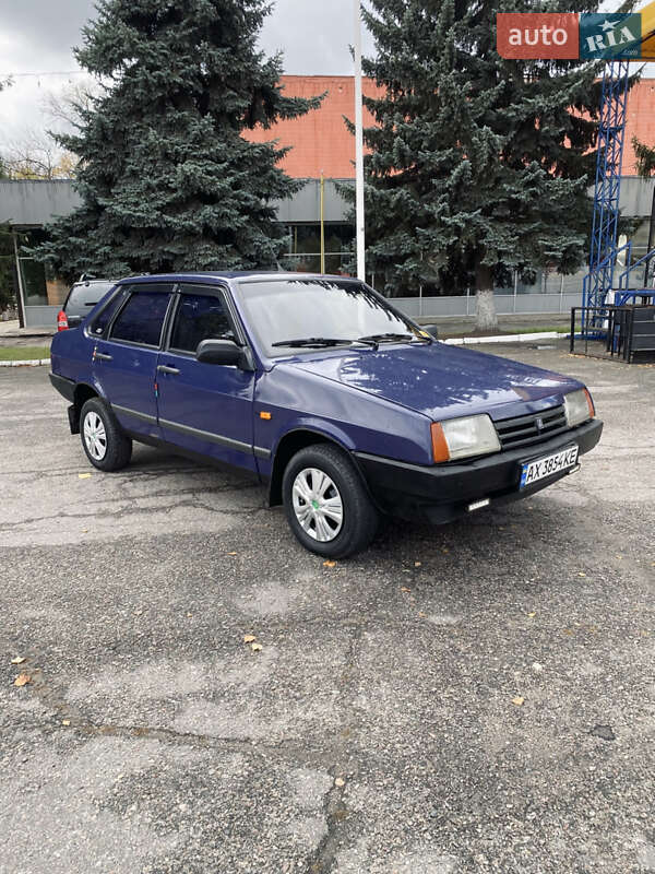 Седан ВАЗ / Lada 21099 1998 в Валках