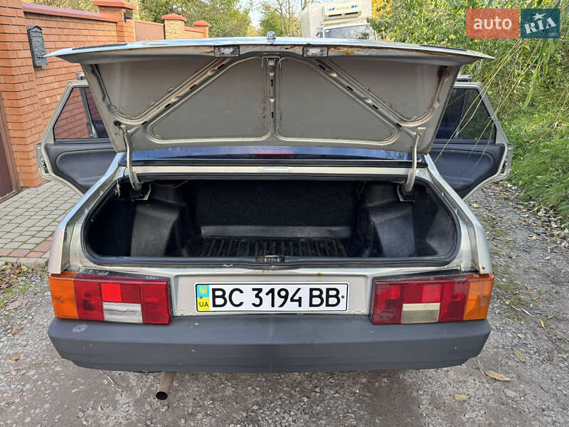 Седан ВАЗ / Lada 21099 2007 в Львові