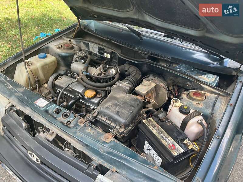 Седан ВАЗ / Lada 21099 1999 в Лозовой фото 2 Седан ВАЗ / Lada 21099 1999 в Лозовой