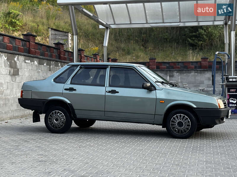 Седан ВАЗ / Lada 21099 2008 в Рівному фото 8 Седан ВАЗ / Lada 21099 2008 в Рівному