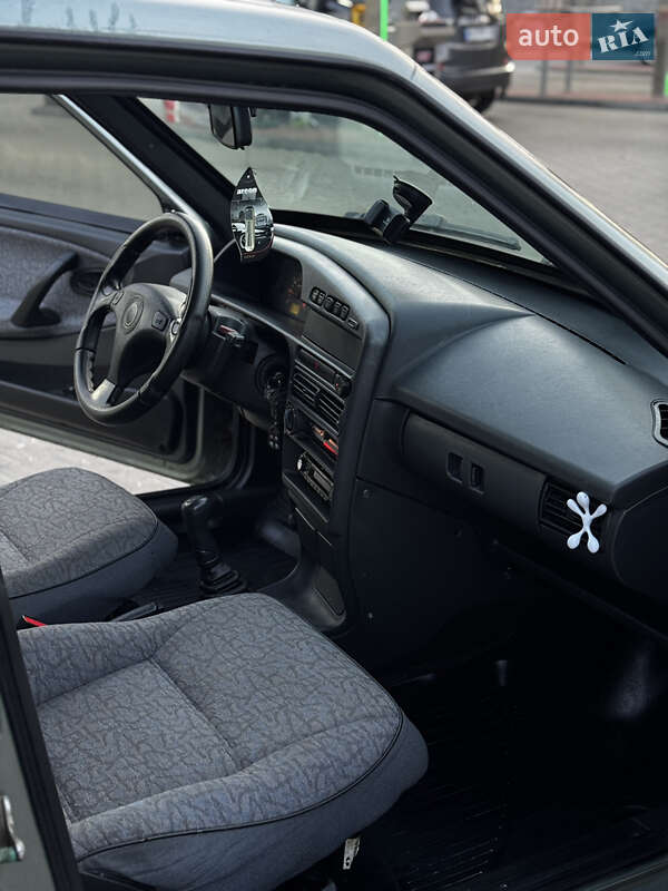 Седан ВАЗ / Lada 21099 2008 в Рівному фото 19 Седан ВАЗ / Lada 21099 2008 в Рівному