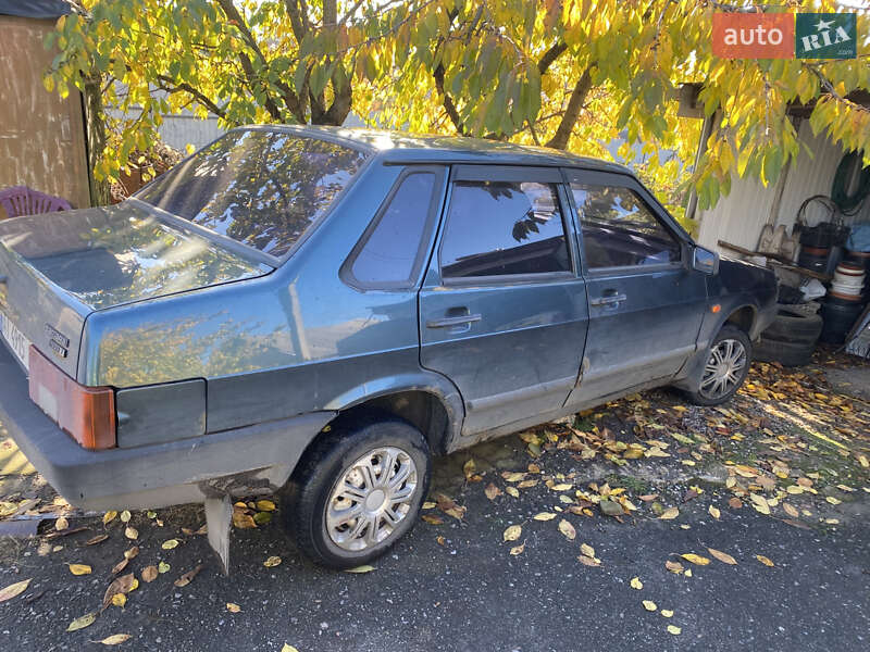 Седан ВАЗ / Lada 21099 2004 в Боярке