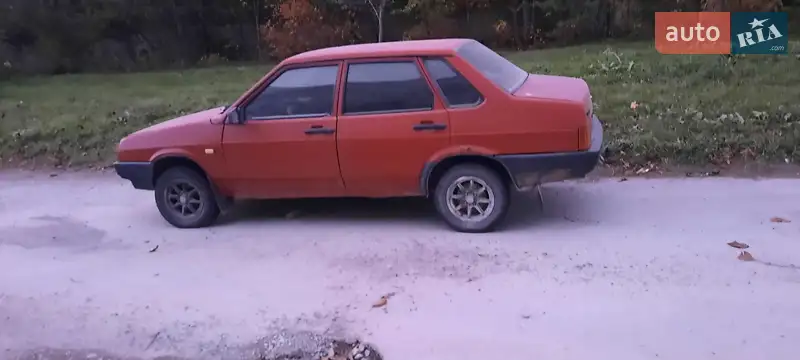 ВАЗ / Lada 21099