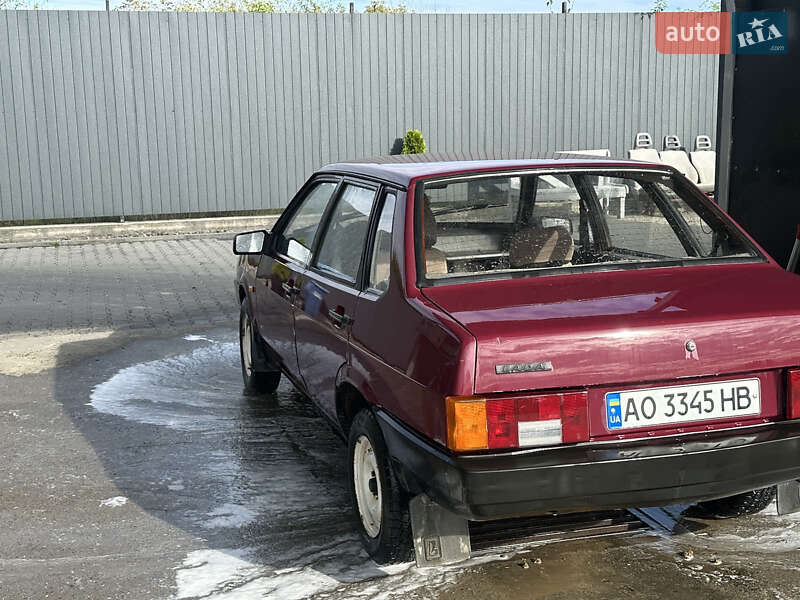 Седан ВАЗ / Lada 21099 1996 в Виноградові