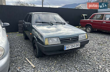 Седан ВАЗ / Lada 21099 2004 в Міжгір'ї