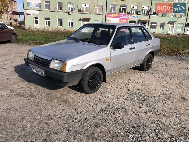 Седан ВАЗ / Lada 21099 2003 в Бердичеве фото 2 Седан ВАЗ / Lada 21099 2003 в Бердичеве