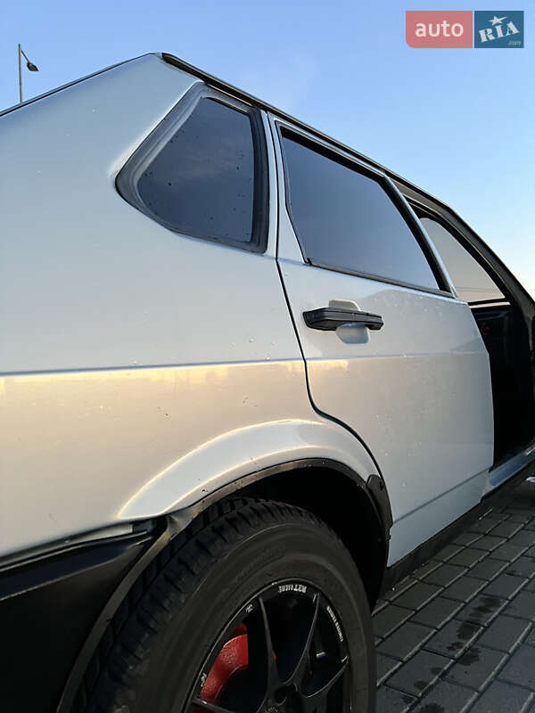 Седан ВАЗ / Lada 21099 2004 в Ивано-Франковске