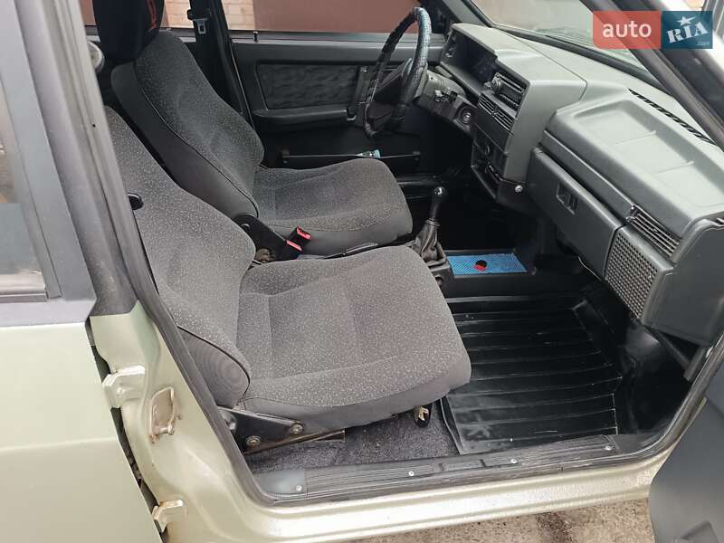 Седан ВАЗ / Lada 21099 2001 в Остроге фото 22 Седан ВАЗ / Lada 21099 2001 в Остроге