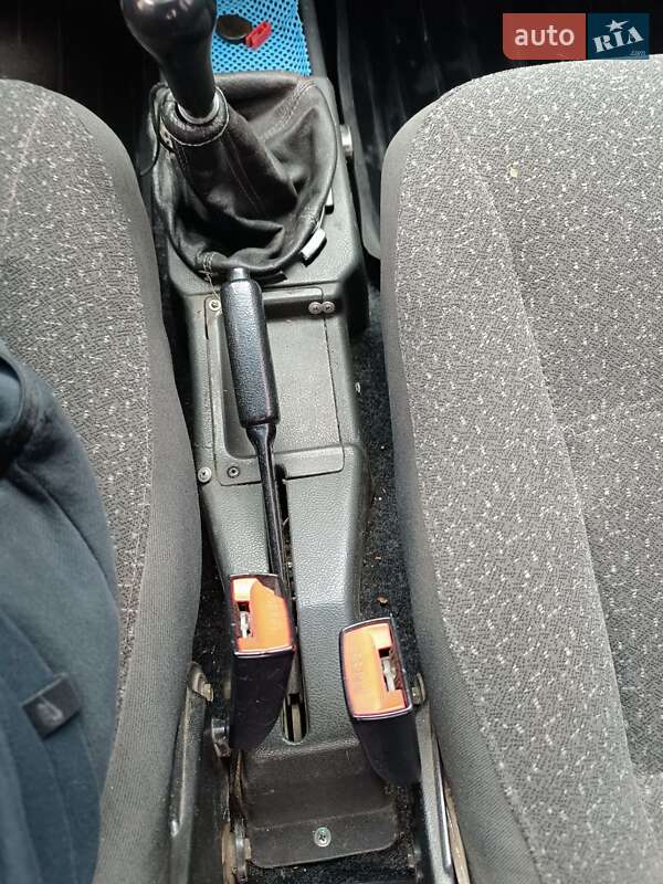 Седан ВАЗ / Lada 21099 2001 в Остроге фото 48 Седан ВАЗ / Lada 21099 2001 в Остроге