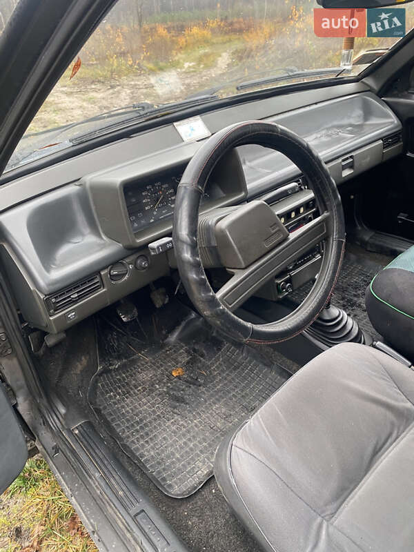 Седан ВАЗ / Lada 21099 1994 в Полонном