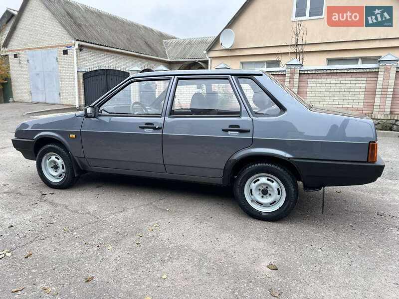 Седан ВАЗ / Lada 21099 2007 в Змиеве фото 10 Седан ВАЗ / Lada 21099 2007 в Змиеве