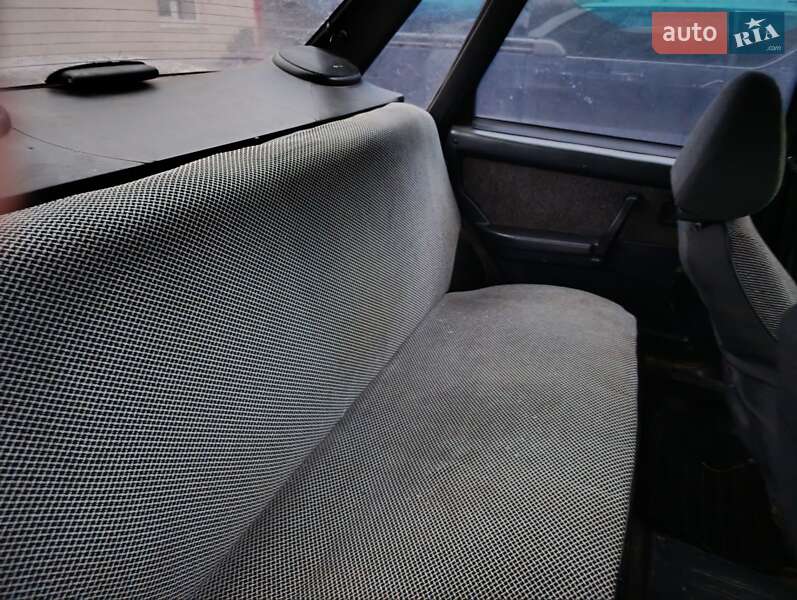 Седан ВАЗ / Lada 21099 2001 в Радомышле