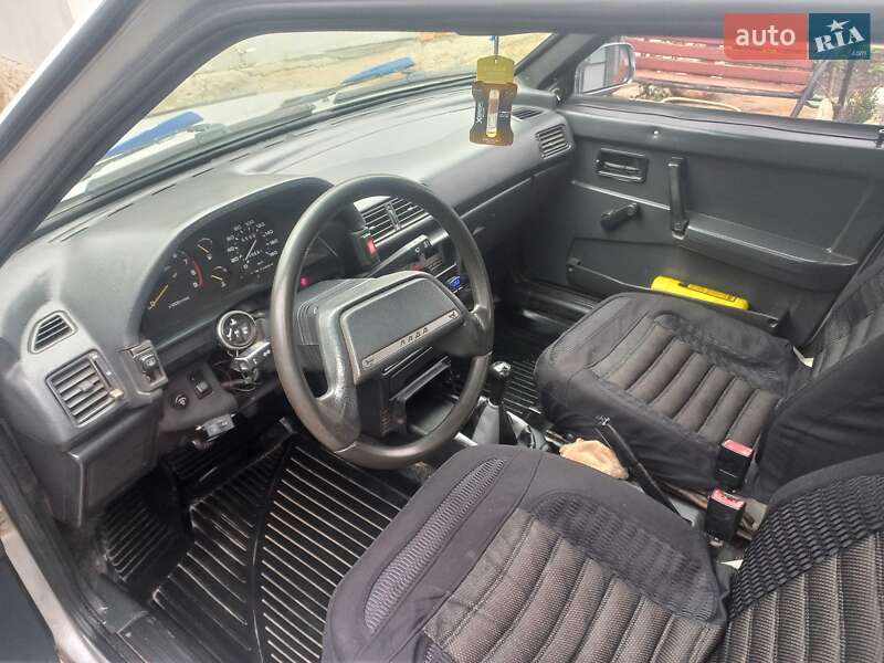 Седан ВАЗ / Lada 21099 2001 в Кропивницком