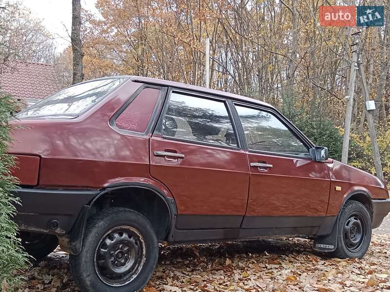 Седан ВАЗ / Lada 21099 1998 в Дрогобичі