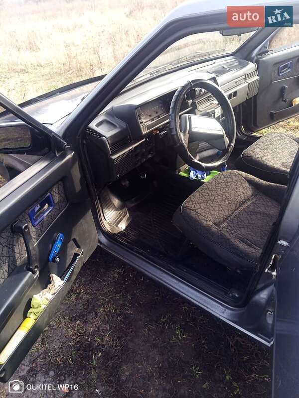 Седан ВАЗ / Lada 21099 2006 в Батурині фото 3 Седан ВАЗ / Lada 21099 2006 в Батурині